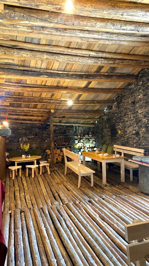 Ushguli 12 Century Hotel Екстериор снимка