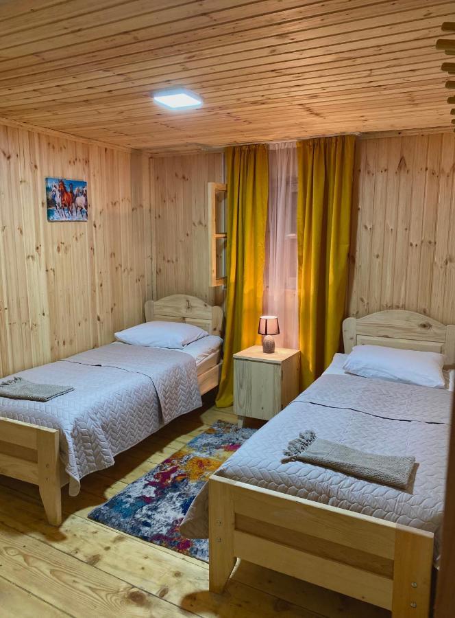 Ushguli 12 Century Hotel Екстериор снимка